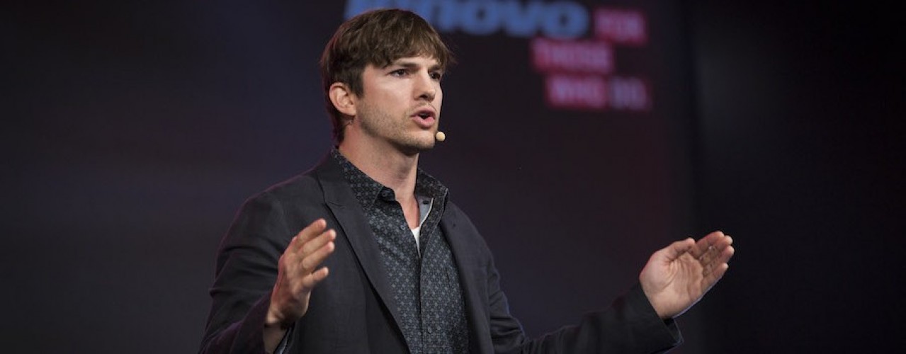 نصائح ودروس في الاستثمار من رائد الأعمال آشتون كوتشر