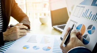 Use These Growth Strategies to Build a 6 Figure Business Use These Growth Strategies to Build a 6 Figure Business