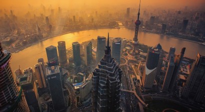 أهم نظريات علم الإقتصاد التى تشكّـــل عالمنـا الآن